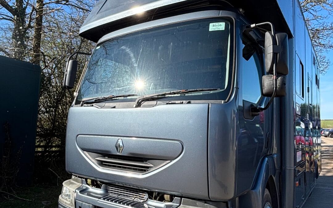 7.5 ton 3 horse Renault Midlum SOLD